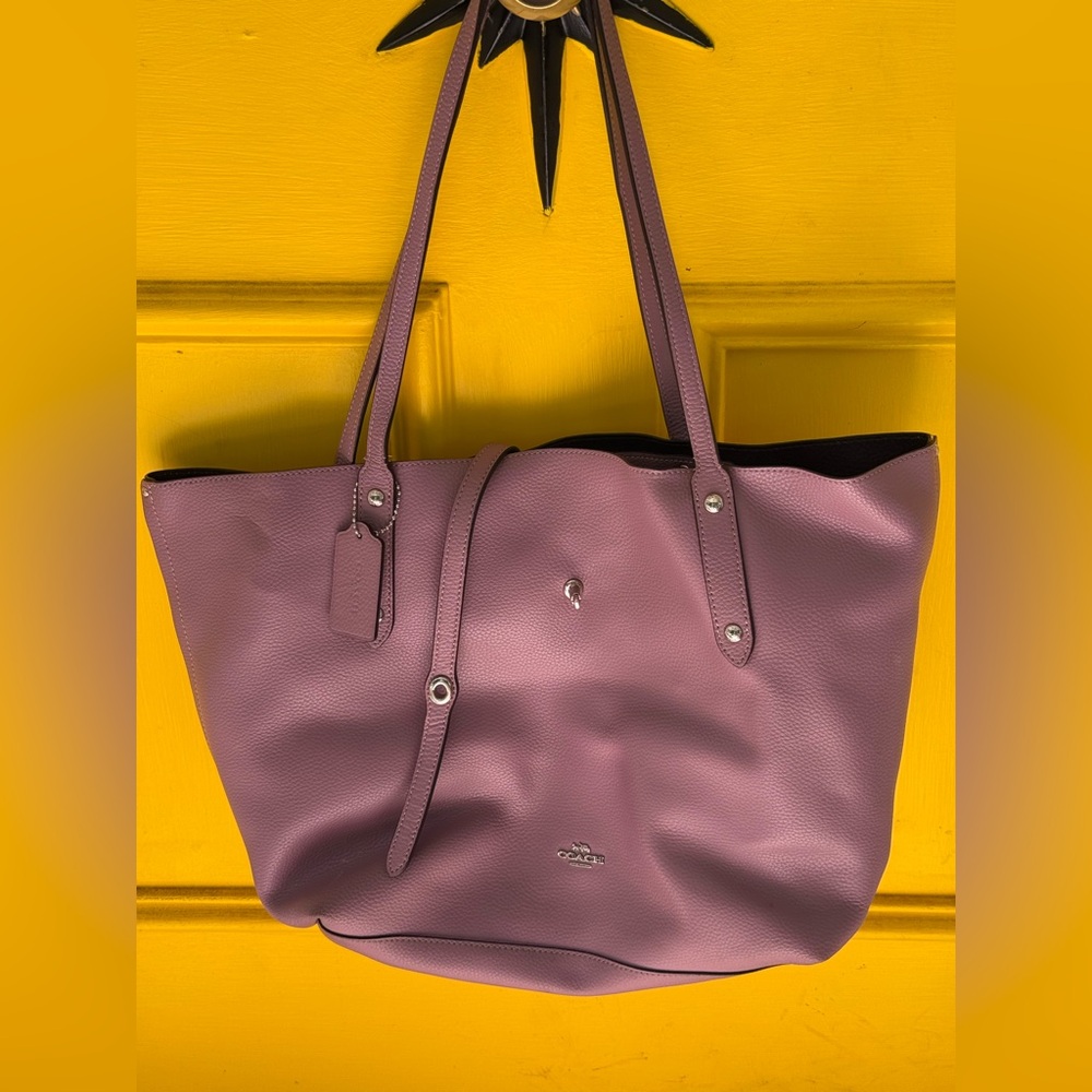 COACH Elegant Purple Tote Bag - Picture 3 of 5